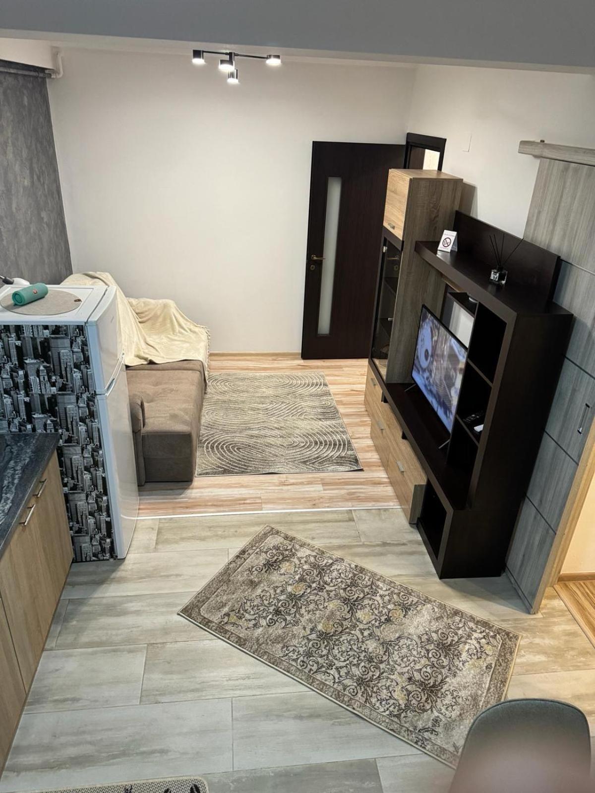 Luxury Young Residence 雅西 外观 照片